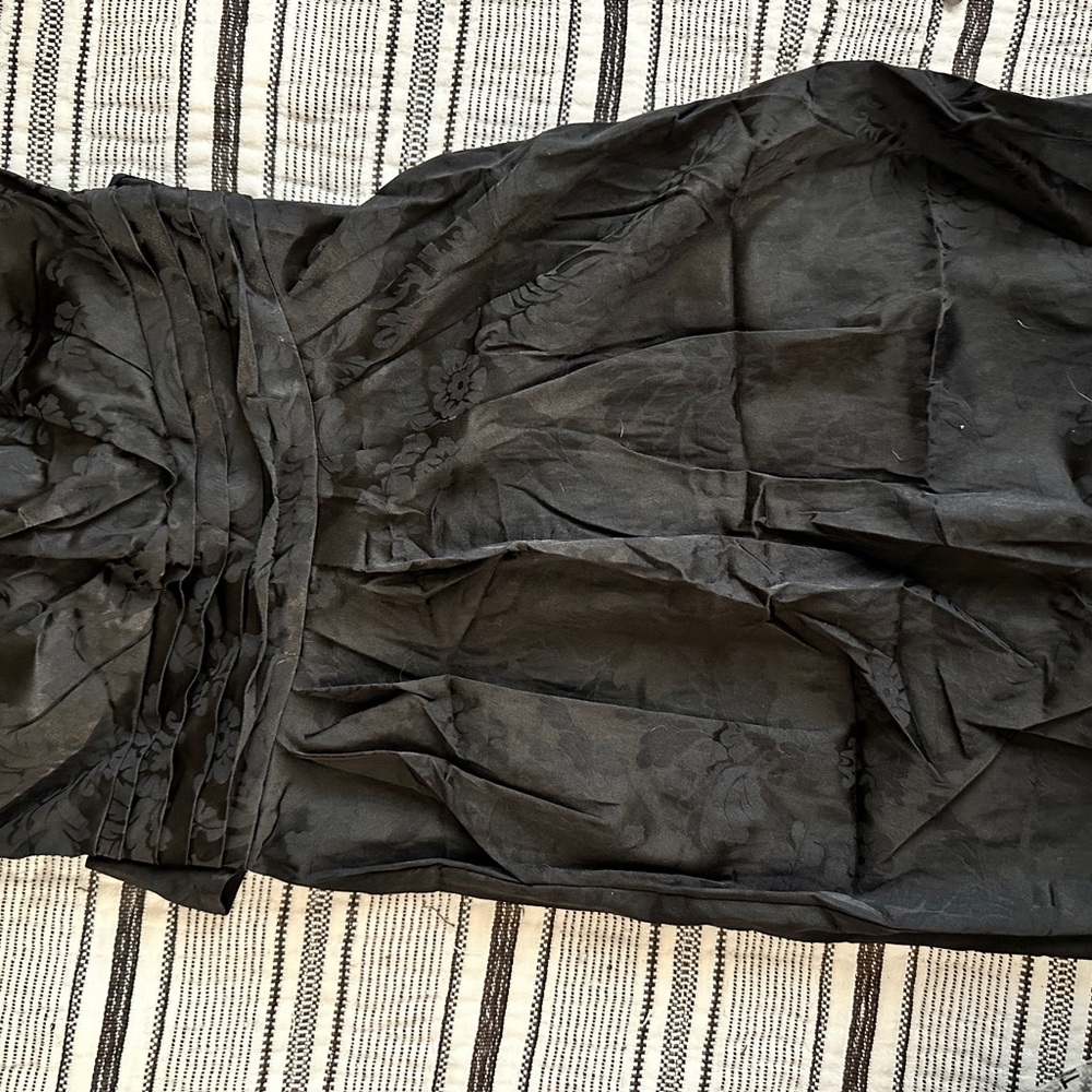 Snap Black Strapless Dress
